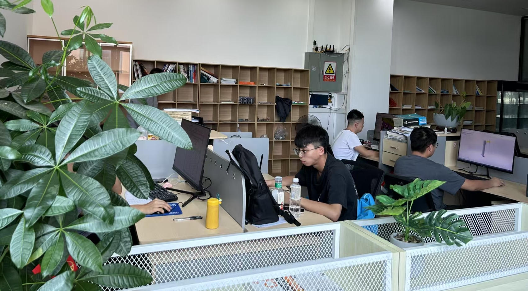 深圳市陆行鸟自动化设备有限公司新版网站正式上线...